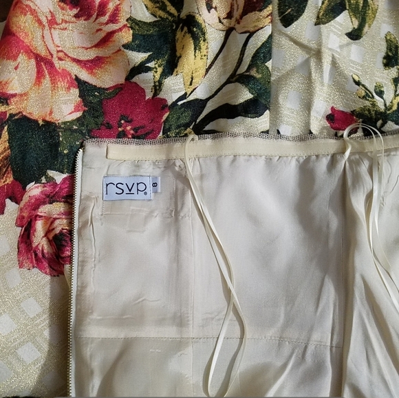 NWOT RSVP STRAPLESS METALLIC GOLD FITnFLARE 50s STYLE UNIQUE PROM DRESS - Picture 6 of 10